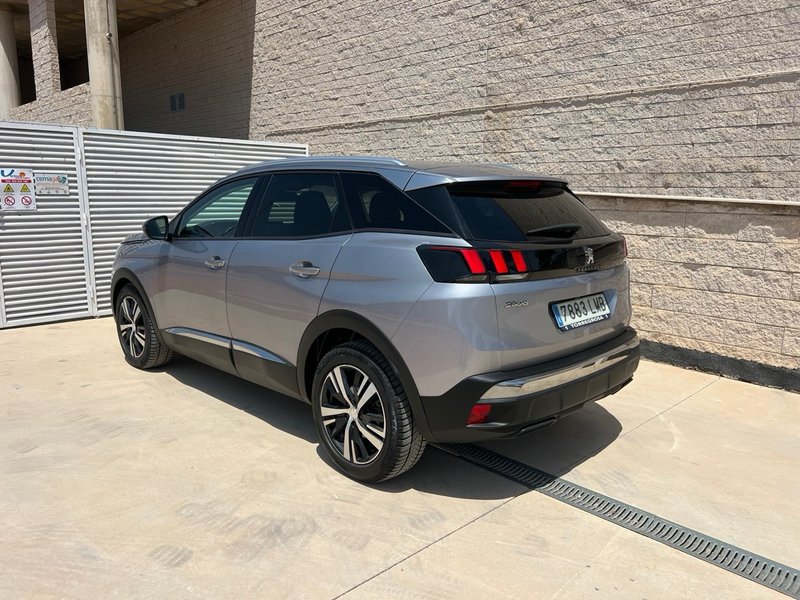 Peugeot 3008 1.5 BlueHDi S&S Allure (2021) 2021, foto 6