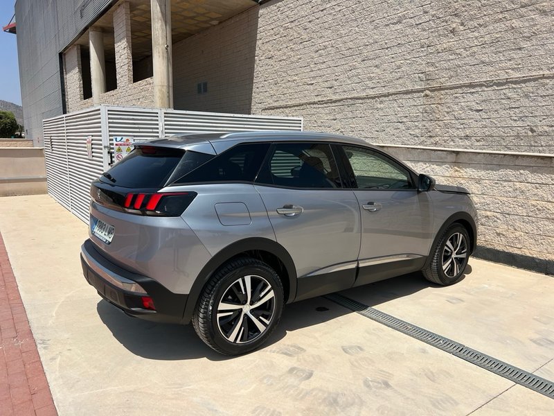 Peugeot 3008 1.5 BlueHDi S&S Allure (2021) 2021, foto 7