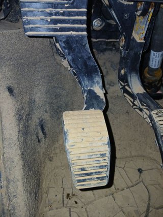 PEDAL EMBRAGUE Jeep Renegade (BU)(2014->)