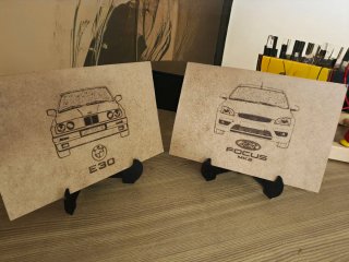 Tabla madera grabada BMW E30 y Ford Focus
