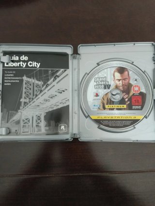 Grand Theft Auto IV PS3 Platinum
