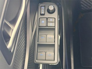 TOYOTA Toyota C-HR 5P Advance 180H e-CVT