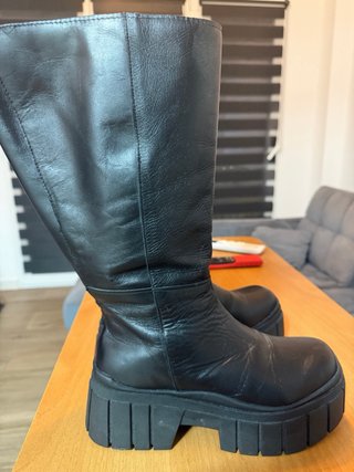 Botas altas negras con plataforma
