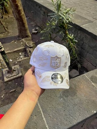 Gorra New Era NFL Blanca y Dorada