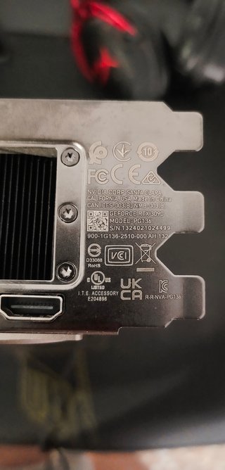 NVIDIA RTX 3090 Founders Edition 24GB