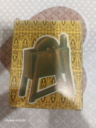 Antiguo sacapuntas de mesa