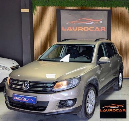 Volkswagen Tiguan 2.0 TDI BMT Advance 4x2 2012