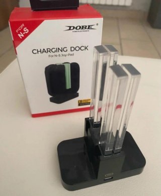 DOBE Charging Dock per N-S Joy-Pad