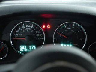 JEEP WRANGLER EVO UNLIMITED 2.8 CRD 200CV SPORT AUTO TECHO LONA