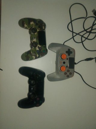 Mandos PS4 (Sony) a reparar