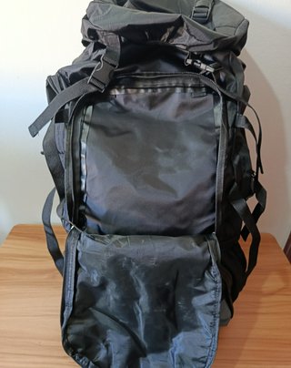 Mochila Negra 90L Impermeable - Nueva