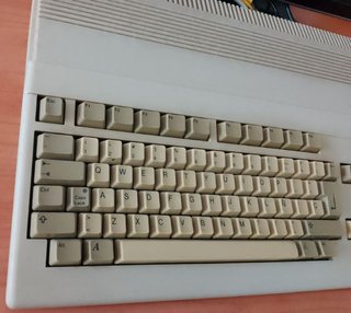 Commodore Amiga 500 con ampliación