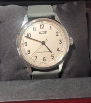 Tissot Heritage Salmon