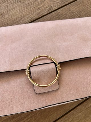 Pochette rosa cipria con catenina color oro