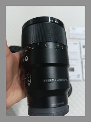 Obiettivo Sony FE 90mm F2.8 Macro G OSS