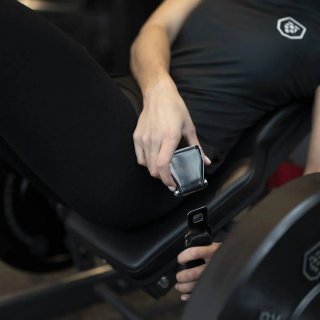 Máquina Hip Thrust Deluxe Titanium Strength