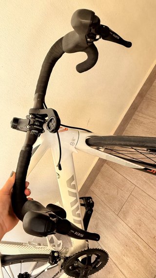 Bicicleta de carretera Java S3
