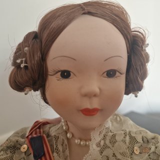 Muñeca de Porcelana Sentada Figura Colección Falle