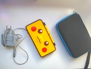 Pacchetto Nintendo 2DS XL Pikachu + 3 giochi
