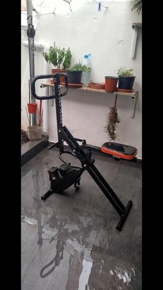 Máquina de Ejercicios Total Crunch