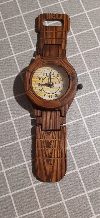 Reloj de pulsera de madera tamaño Troll