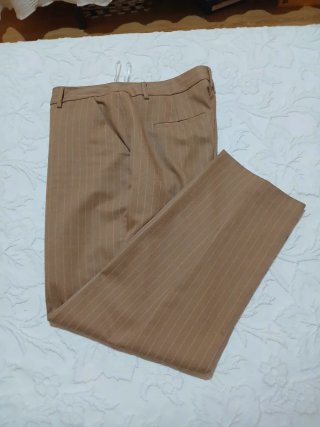 Pantalón de señora marrón claro