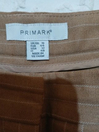 Pantalón de señora marrón claro