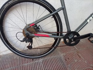 Bicicleta Btwin Riverside 500