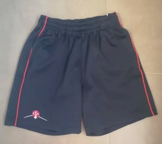 Pantalón corto deportivo FEYE.