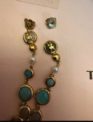 Conjunto Tous oro y turquesa