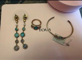 Conjunto Tous oro y turquesa