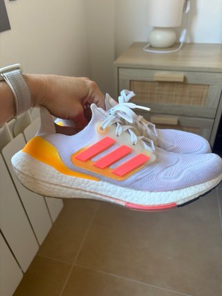 Adidas Ultra Boost Naranja y blanco