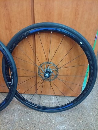 Llantas Gravel Fulcrum