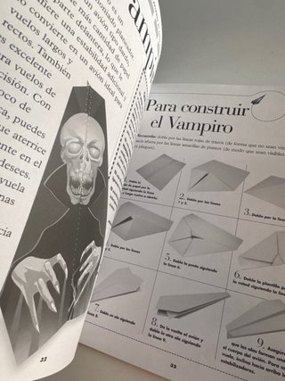 Libro: El Libro de los aviones de papel para niños