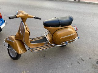 Vespa 160 GT Dorada