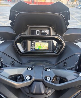 Yamaha XMAX 300 tech max