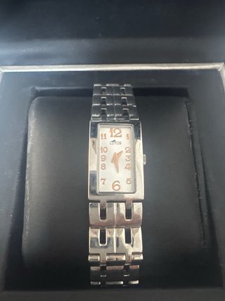 Reloj Lotus Plata y Blanco