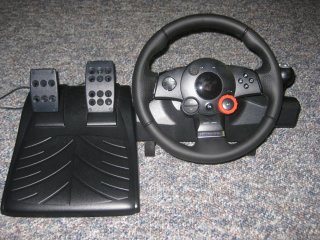 Volante Thrustmaster Driving Force GT