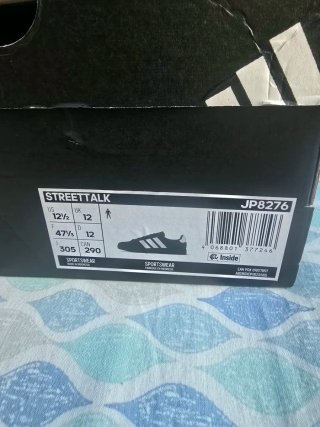 Zapatillas Adidas Negras y Blancas talla 47 1/2 eu