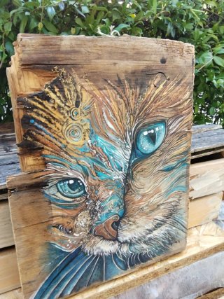 Gatto dipinto su legno di recupero