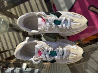 New Balance WS327 Beige/Rosa/Blanco