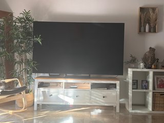 Mueble TV Ikea Blanco y Madera