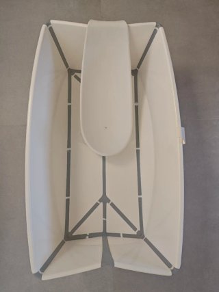 Bañera Stokke Flexi Bath con soporte