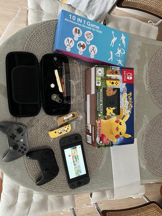 Nintendo Switch Edición Pikachu y Eevee - XAJ