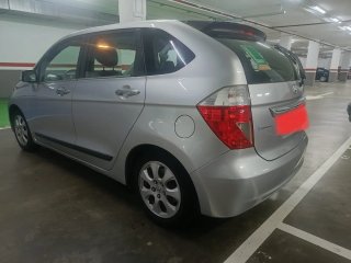 Honda FR-V 2006