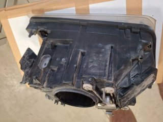 Faro Volvo FH/FM Derecho