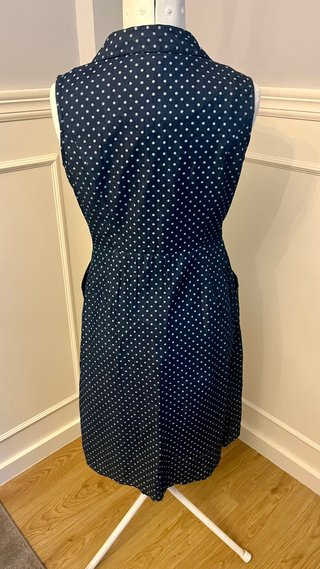 Vestido retro lunares pin up botones