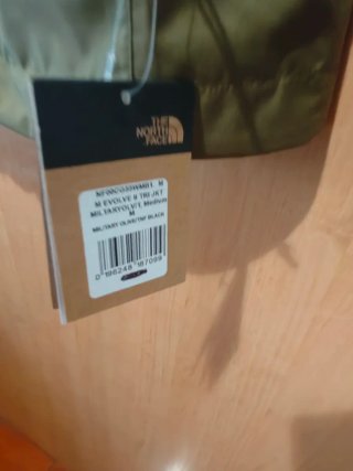 Chaqueta The North Face Talla M Negra y Verde