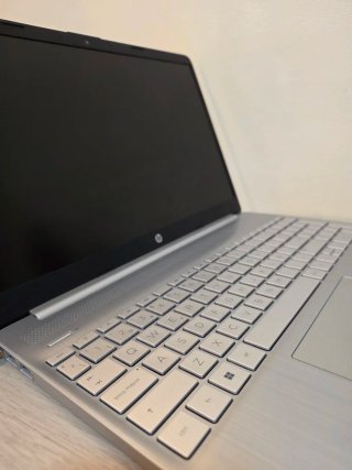 Ordenador HP 15s Plata