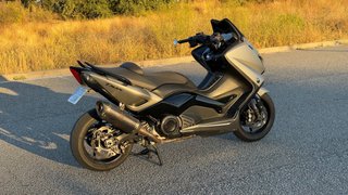 Yamaha TMAX 530 2016 Akrapovic Pintura original